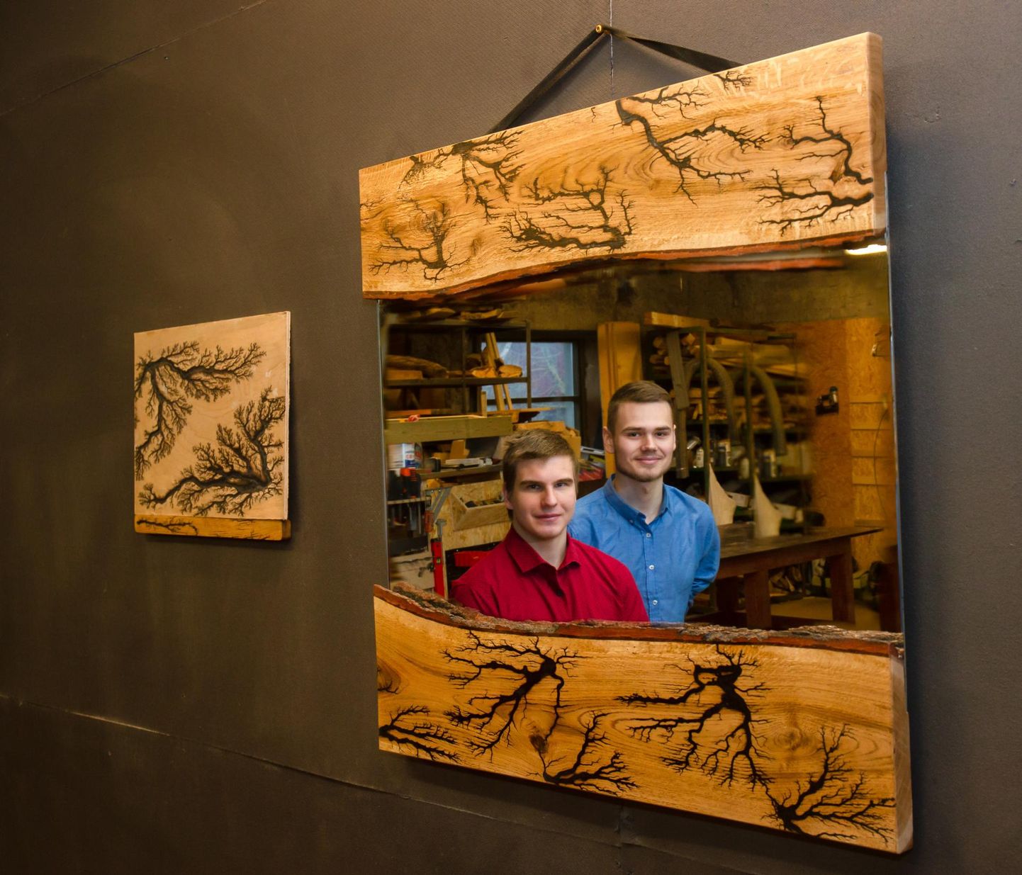 Siim Lender (vasakul)
ja Mikk Mikkor asutasid puidu-
tööga tegeleva osaühingu Mandzuri.