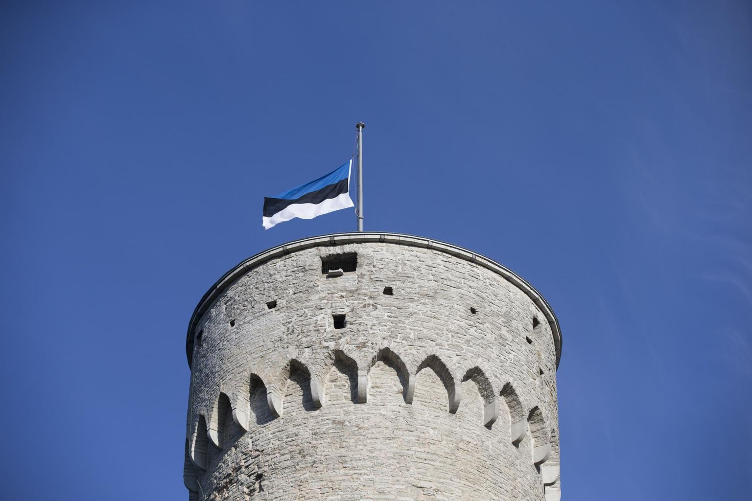 Eesti lipp Pika Hermanni tornis.