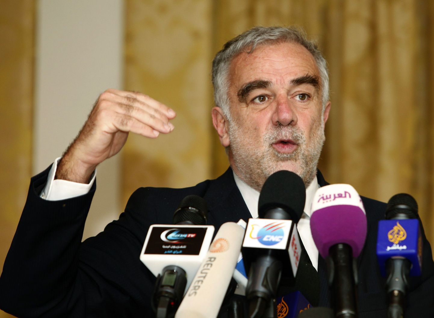 RKK sõjakuritegude prokurör Luis Moreno-Ocampo pressikonverentsil Tripolis 21. aprillil 2012.