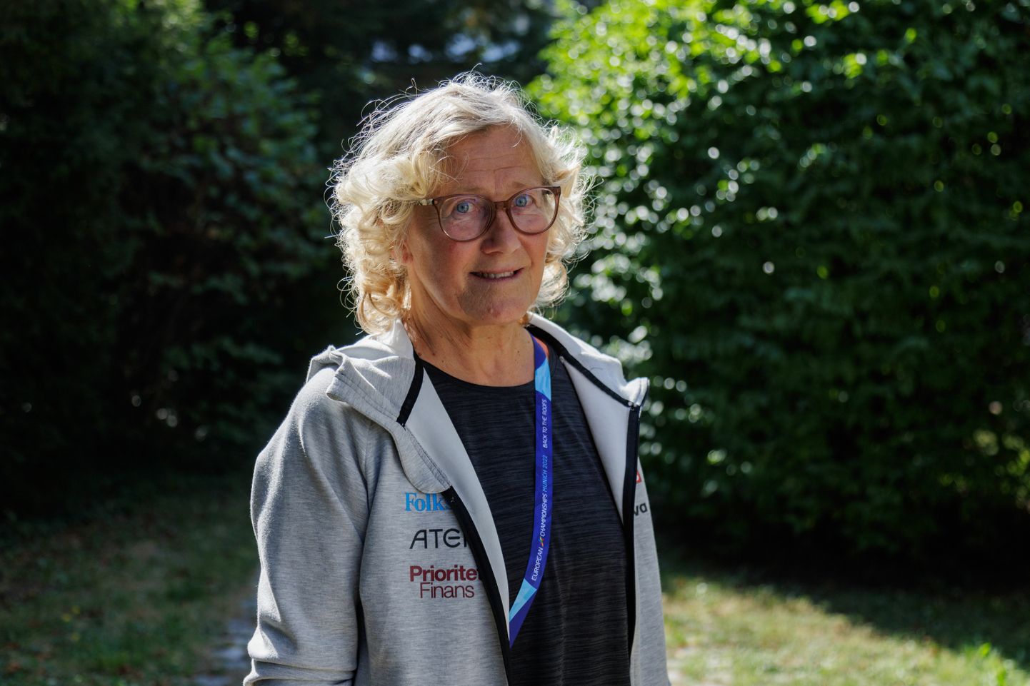 Kergejõustikutreener Katrin Klaup teeb oma energilisusega silmad ette ka mõnele endast kolm korda nooremale. See ongi põhjus, miks ta 70 aasta juubeli eel ikka hobuse kombel tööd rügab.
