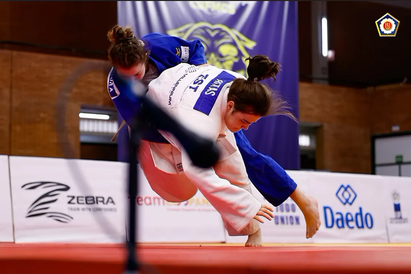 Emma-Melis Aktas (valges) tegi Hispaanias häid heiteid ja võitis oma esimeselt juunioride Euroopa karikaetapilt kuldmedali.