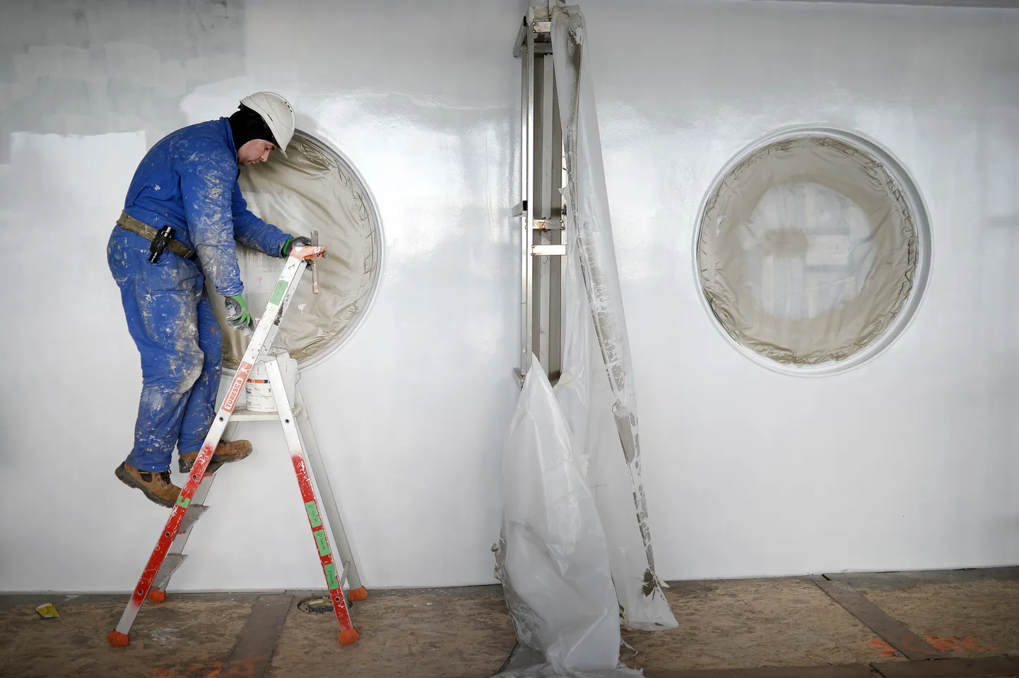 Ehitustööd Prantsusmaal Saint-Nazaire´is asuvas STX laevatehases. Paljud sealsed töötajad on saabunud teistest Euroopa Liidu liikmesriikidest.
