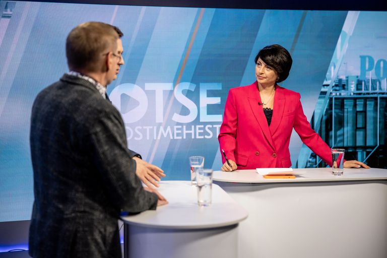 Студия Postimees: почему центристы не хотят перемен в партии? / Одежда ведущей: Tallinna Kaubamaja / Pinko