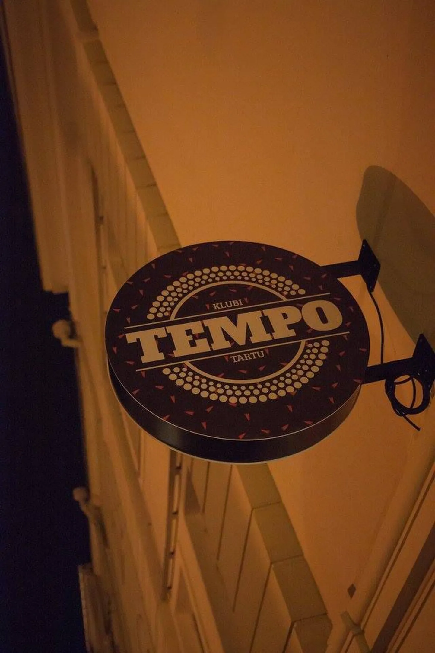 Tartus avas uksed uus ööklubi Tempo