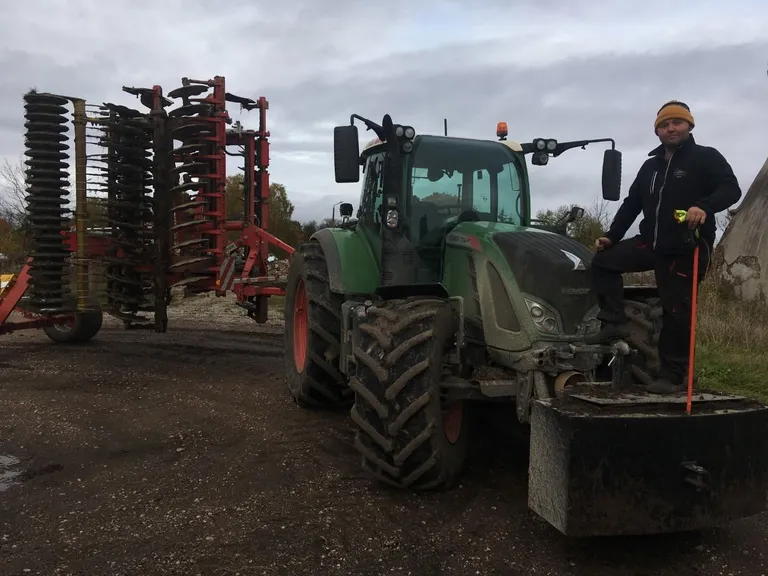 Indrek Šeiko alustas mahetootmist 19 hektaril, nüüd on see kasvanud 400 hektarile.