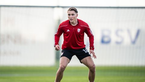 Medijs: Latvijas futbolists Šits vienojies ar Madrides "Atletico" otro komandu