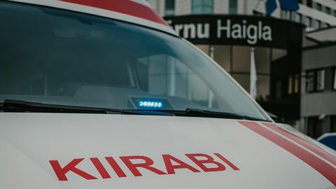 Elektrisõidukiga kukkunud laps vajas haiglaravi