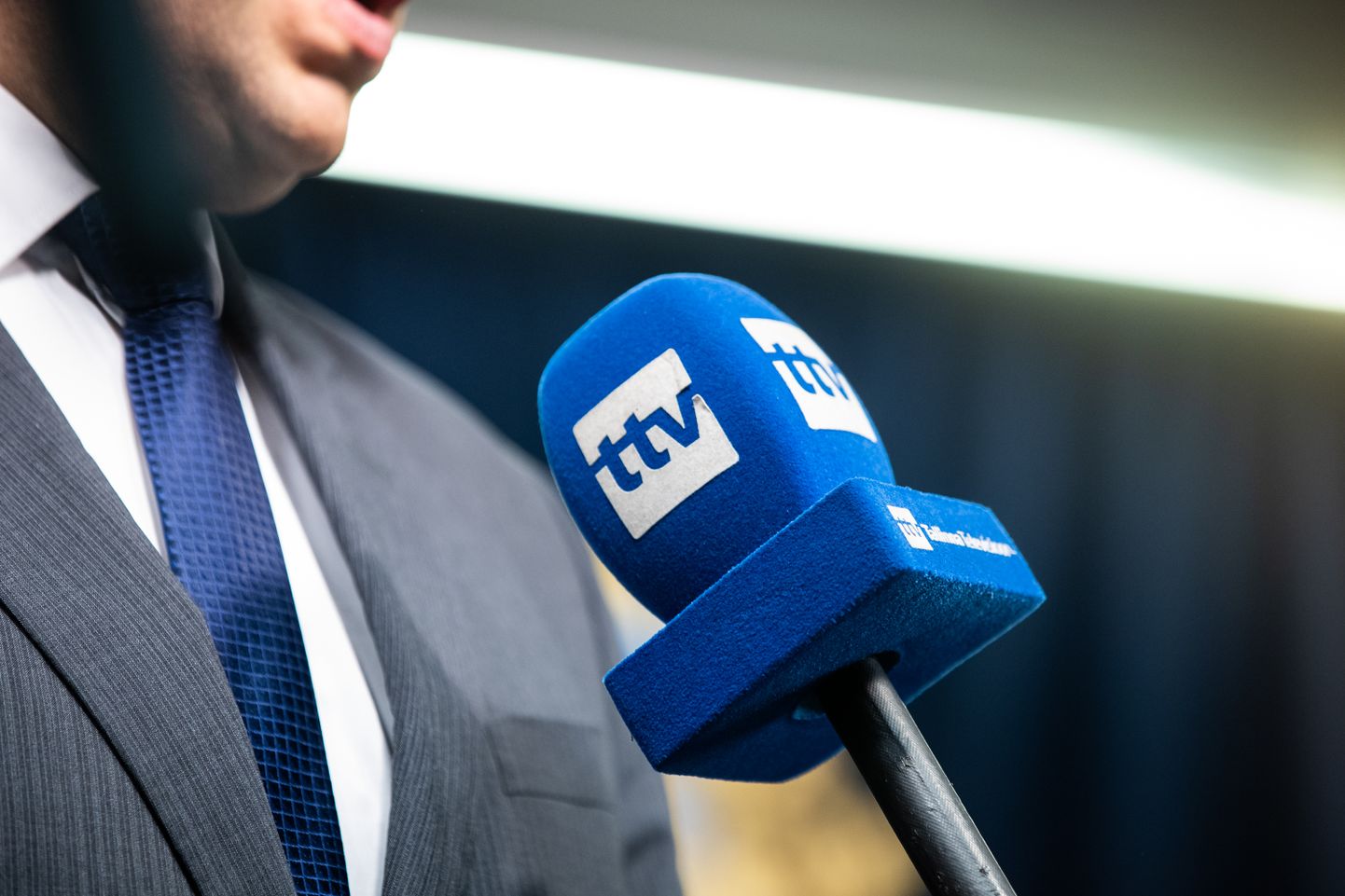 Tallinna Televisiooni (TTV) mikrofon.