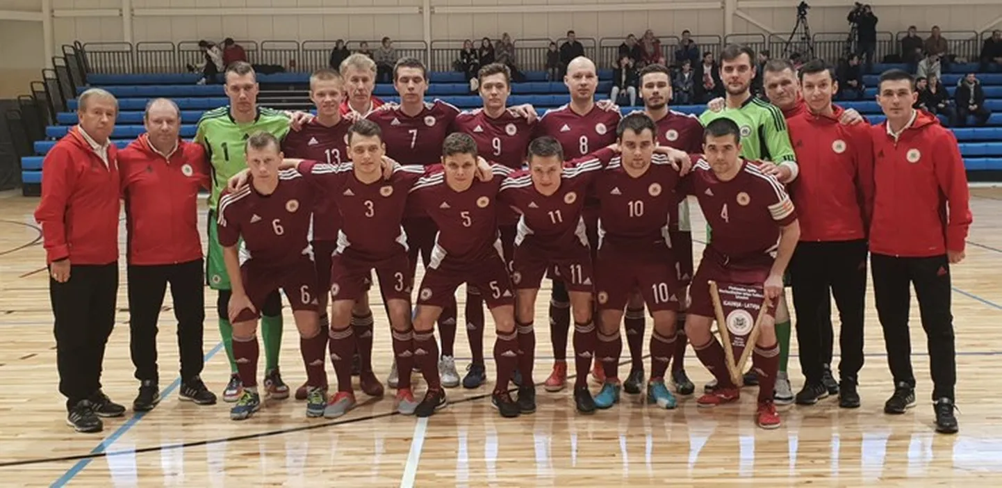 Latvijas telpu futbola izlase.