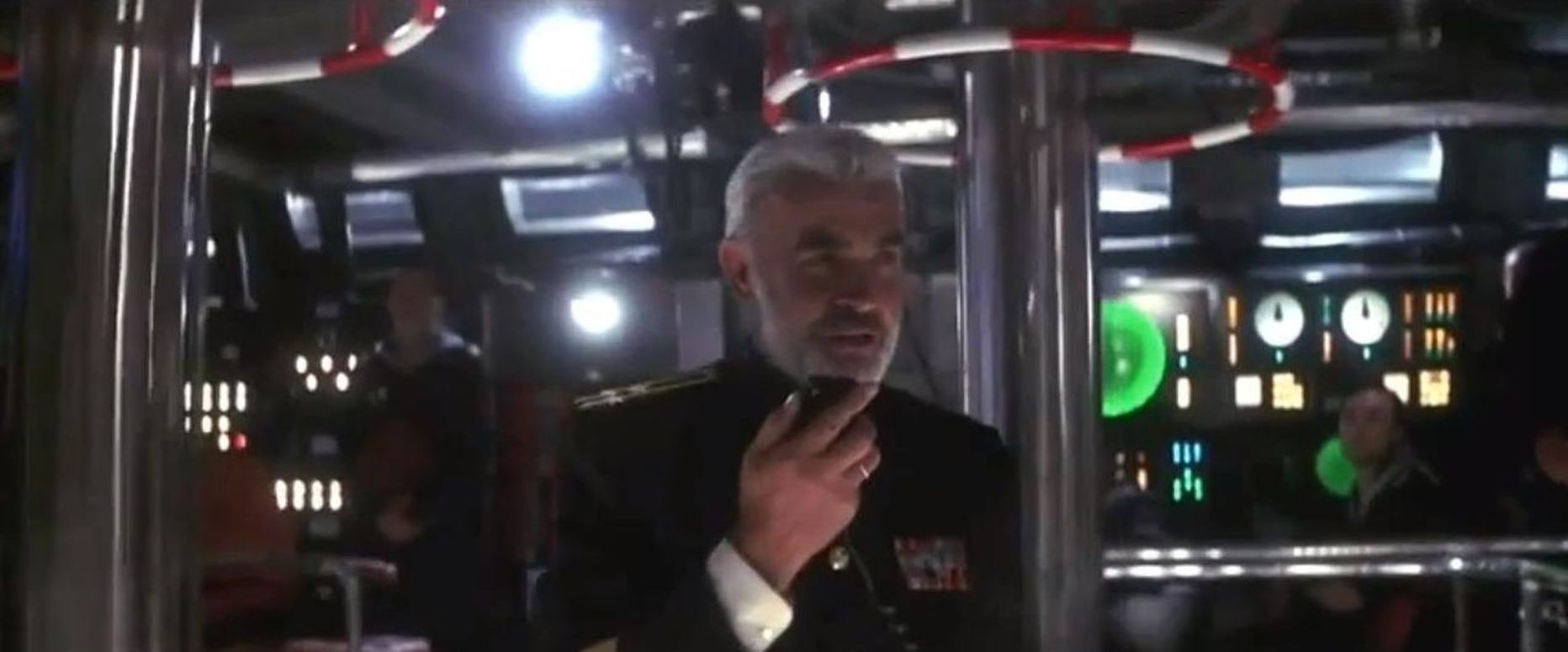 Kaader filmist «The Hunt for Red October». Pildil Sean Connery