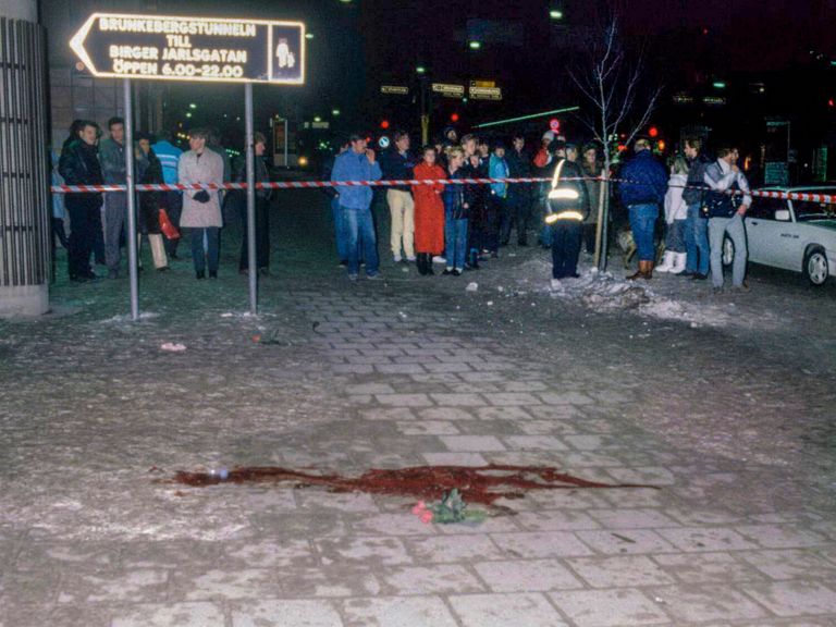 Ūlofa Palmes slepkavības vieta Stokholmā. 1968.gada 1.marts