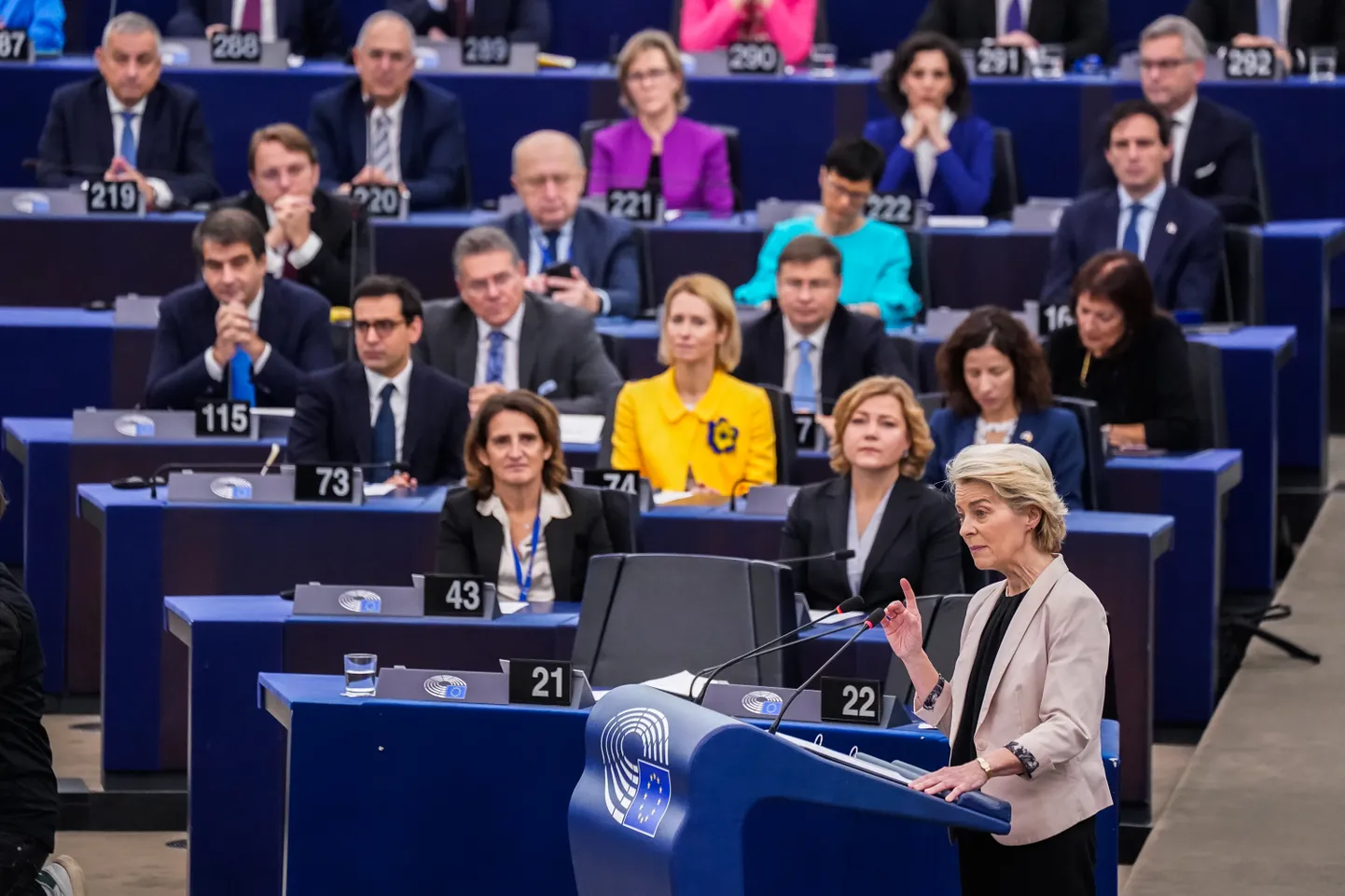 Ursula von der Leyen tutvustab täna Strasbourgis Euroopa Parlamendis oma volinikke ja tööplaani.