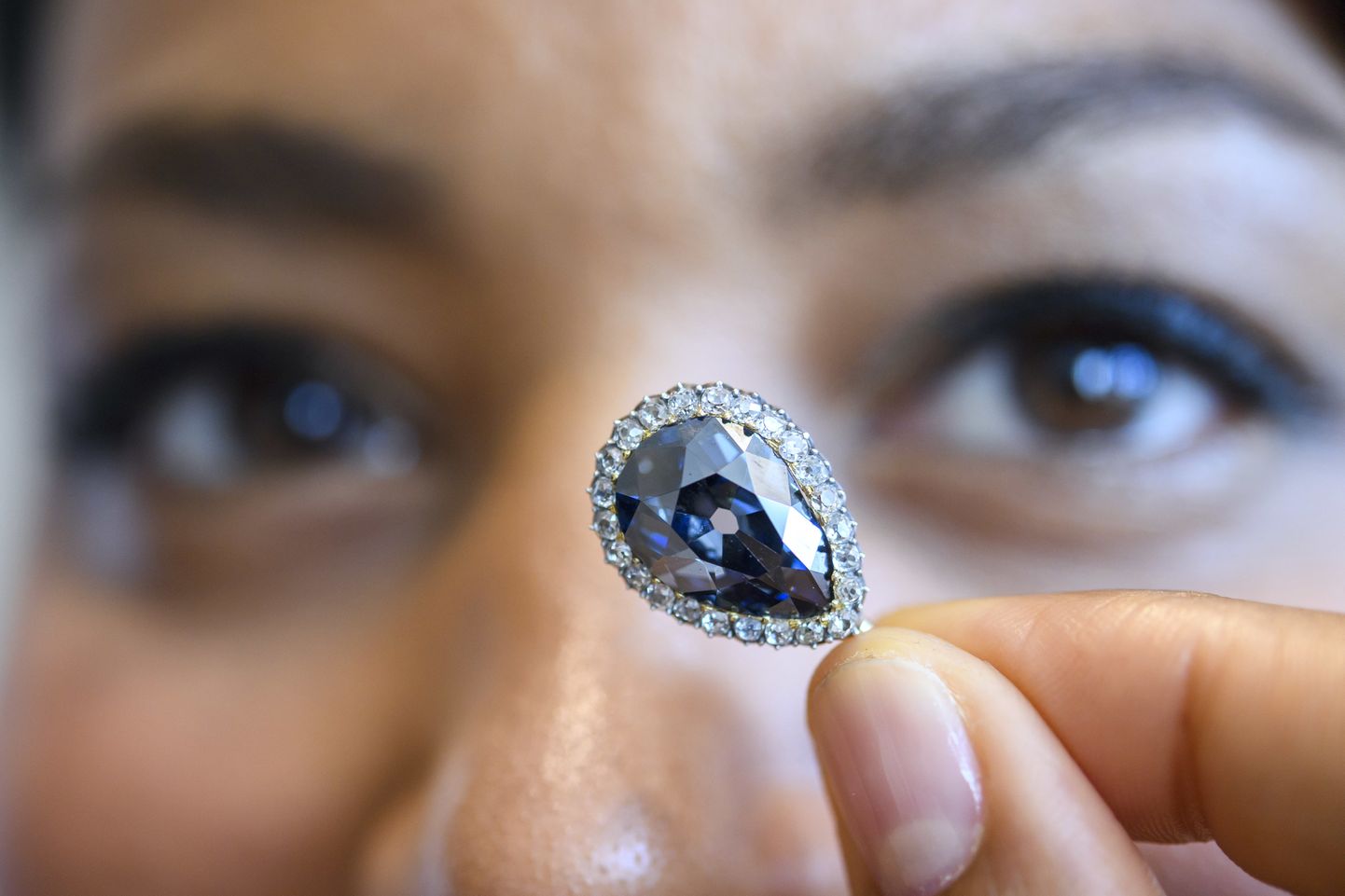 Farnese Blue teemant.