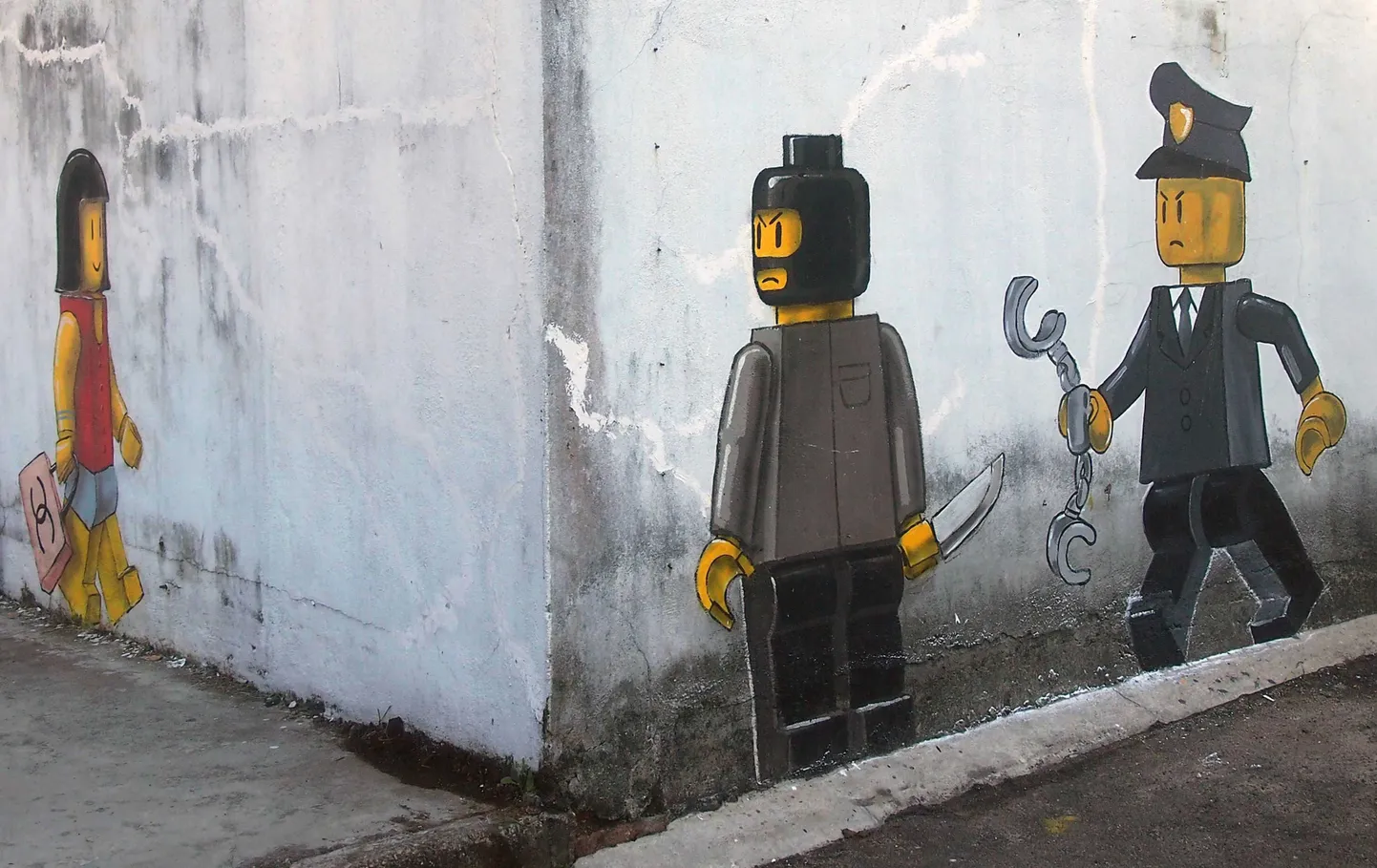 Ernest Zacharevici legojoonistus.