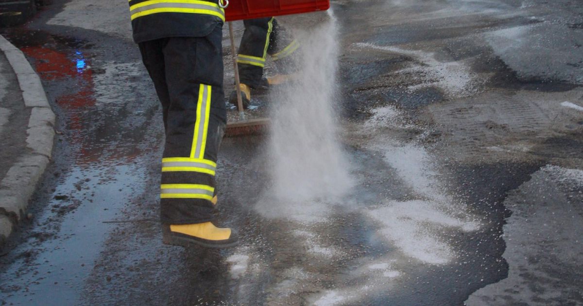 Remondis sillale sõitud auto lõhkus põhja