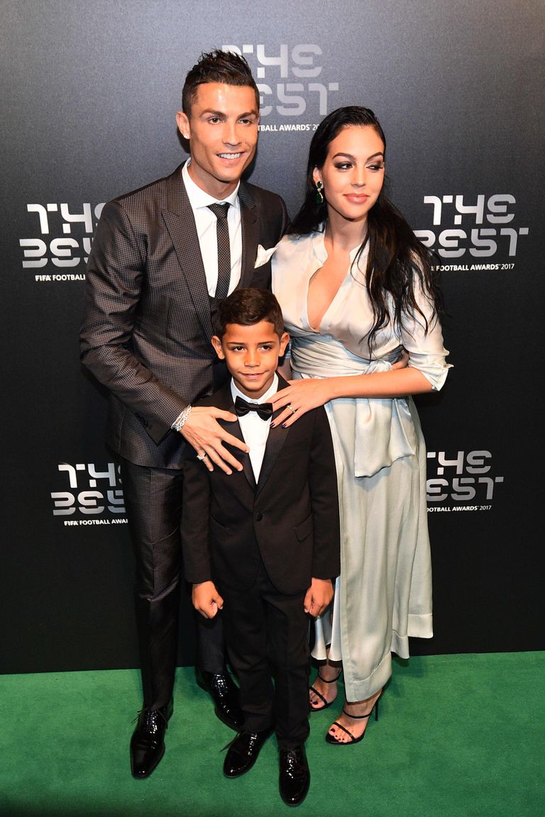 Cristiano Ronaldo koos kallima Georgina Rodriguez´ga ja Cristiano Ronaldo Junioriga