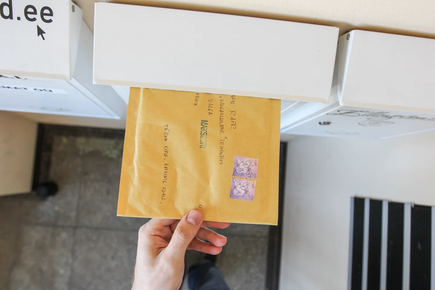 Postisaadetis.