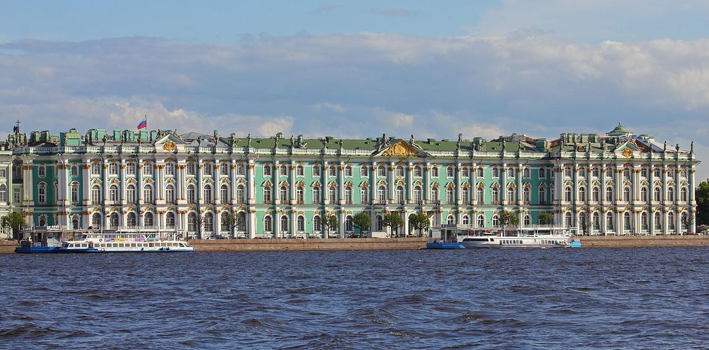 Talvepalee Peterburis, kus asub Ermitaaži muuseum