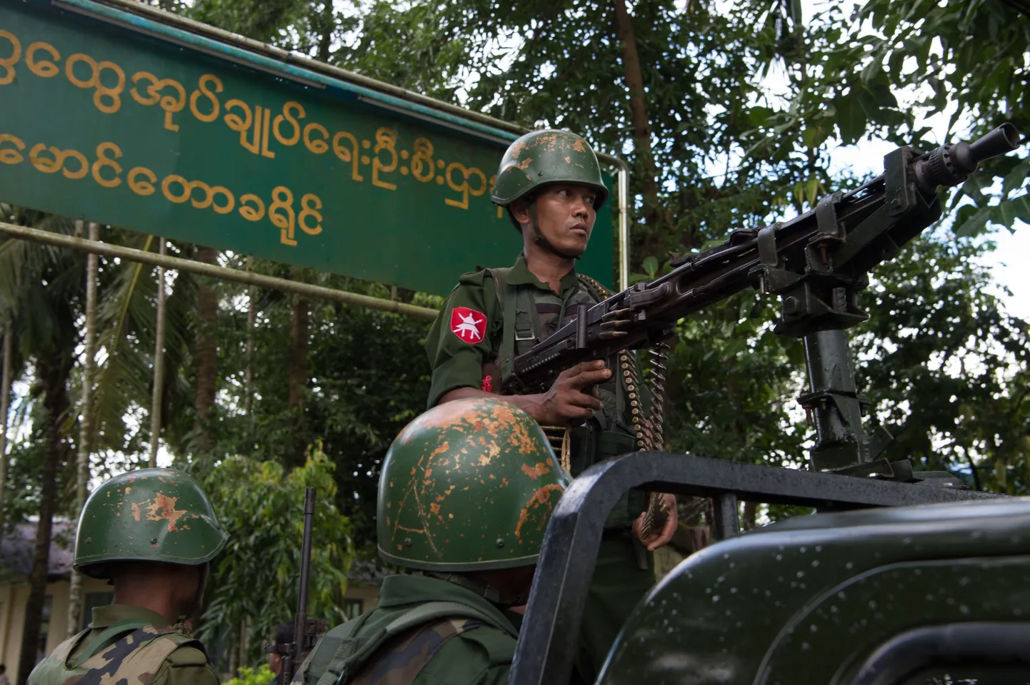 Birma sõdur Maungdaw' linna lähedal.