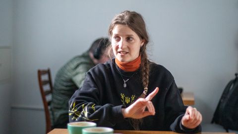 KOHALIK VAADE ⟩ Kirsiõied tapmistsoonis: Ukraina naissõdur meenutab viimast ööd Bahmutis