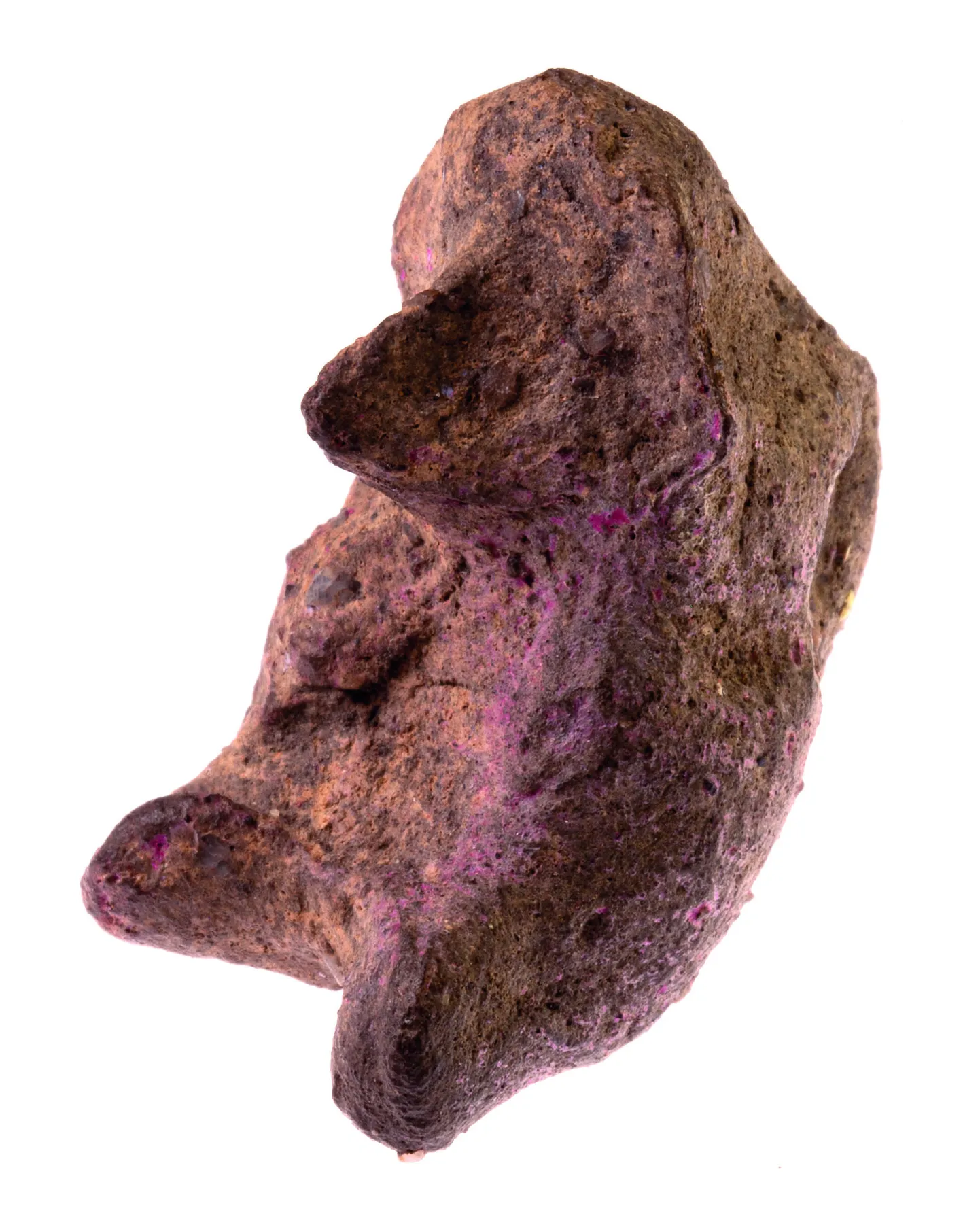Keraamiline kujuke (kõrgus 3,2 cm) Valma asulakohast