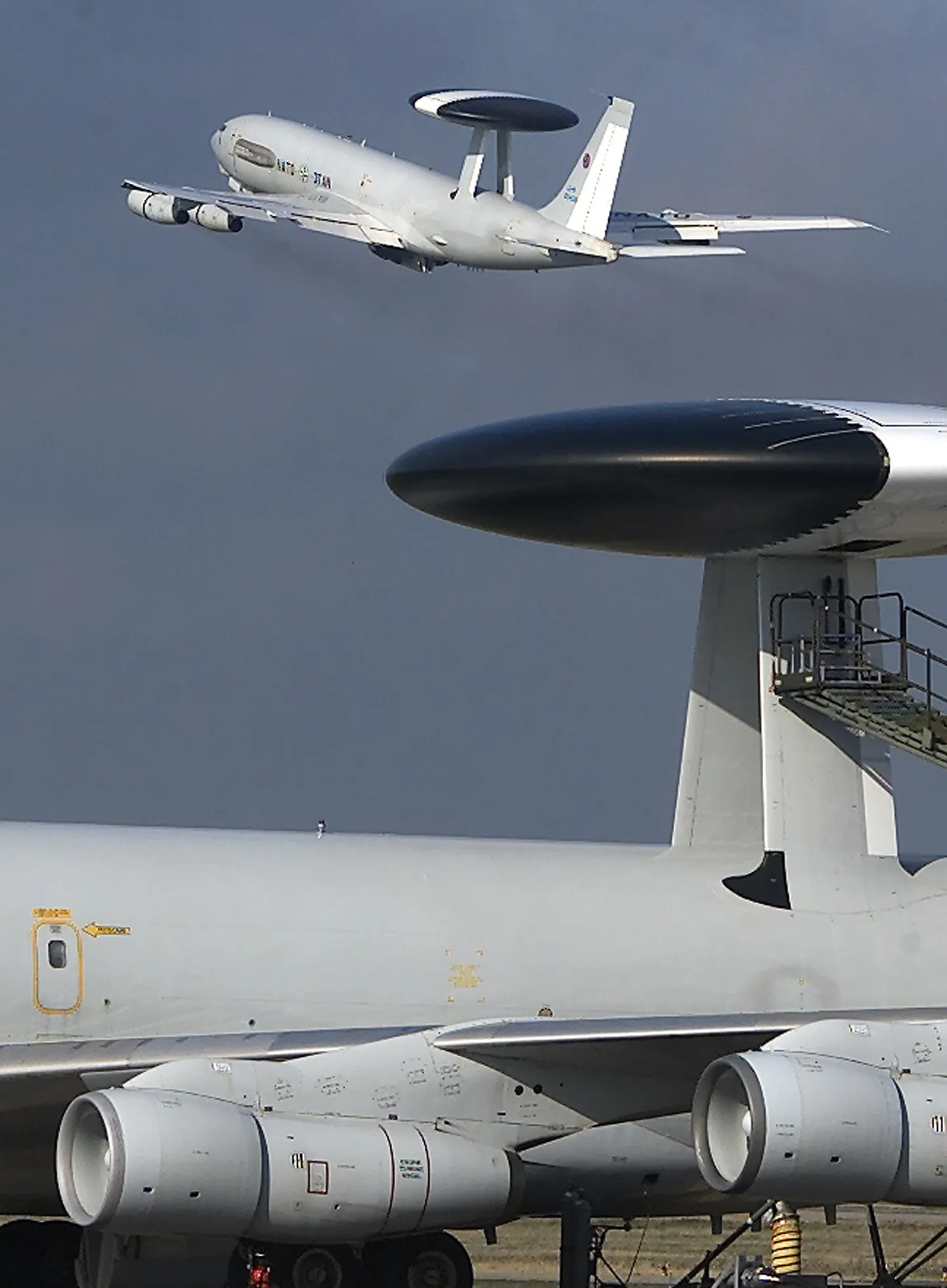 NATO  luure- ja sidepidamislennukid E-3A AWACS Saksamaa Geilenkircheni õhuväebaasis