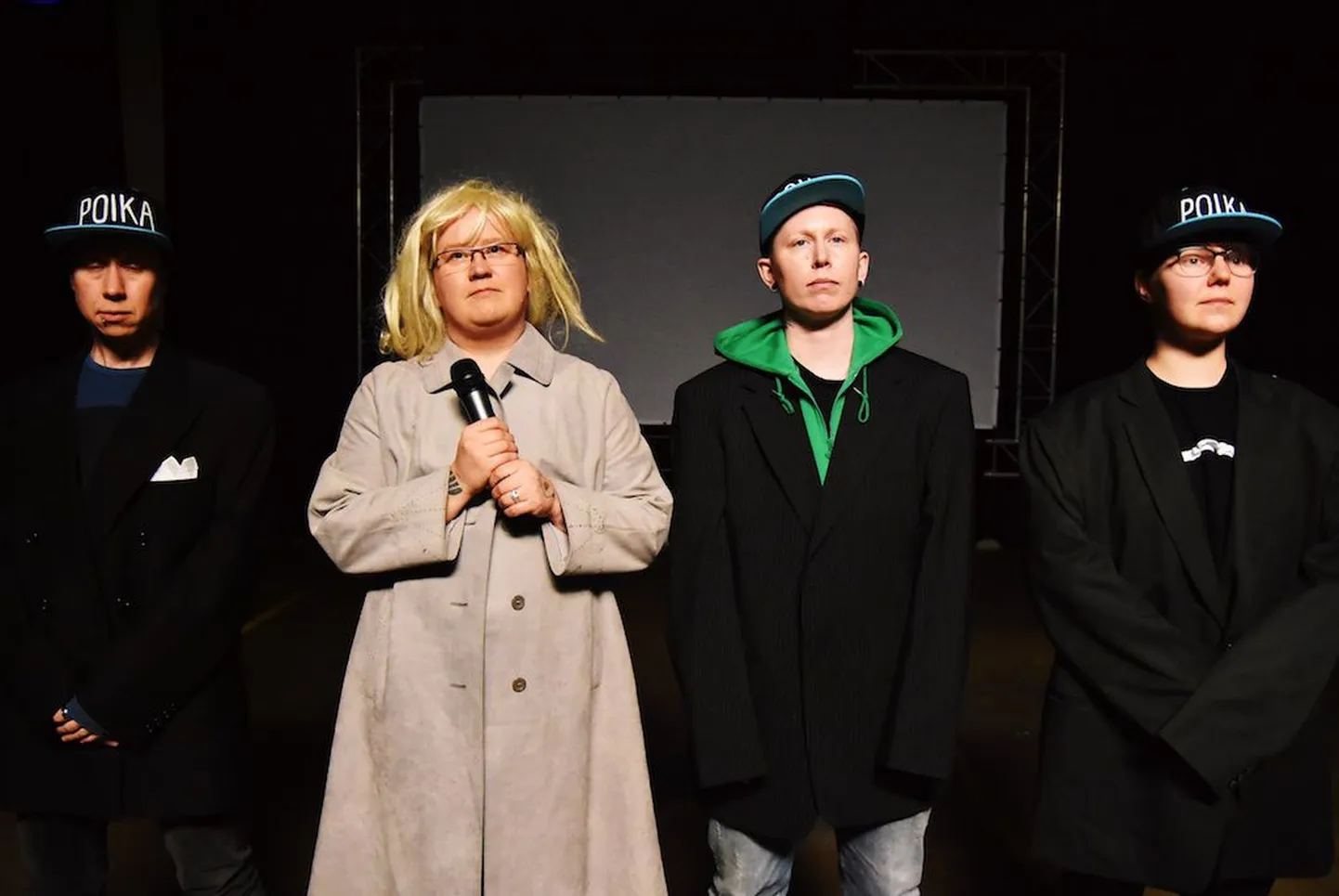 Teemu Mäki lavastsue «Muutujad» kangelased.