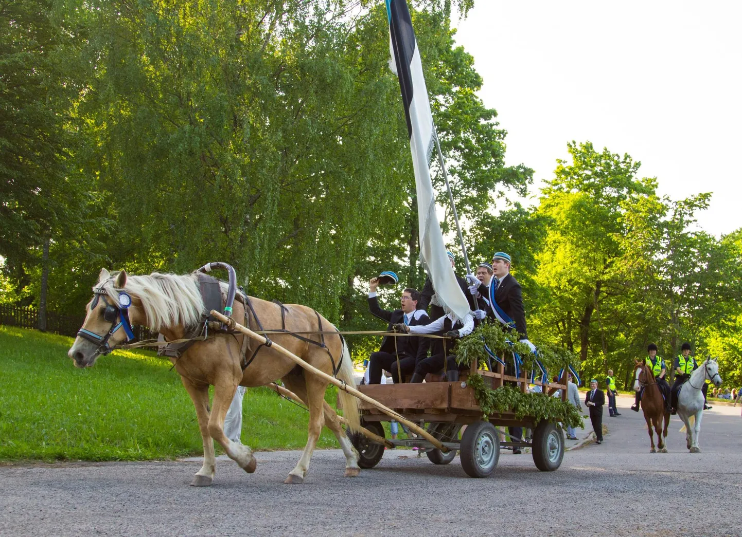 Eesti lipu 130. aastapäeva tähistamine Otepääl.