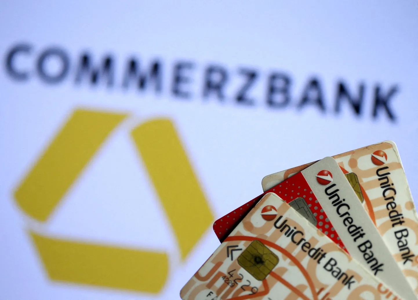Väidetavalt ka Luminori osta soovinud Itaalia pangandusgigant UniCredit on kokku kahmanud Commerzbanki aktsiaid