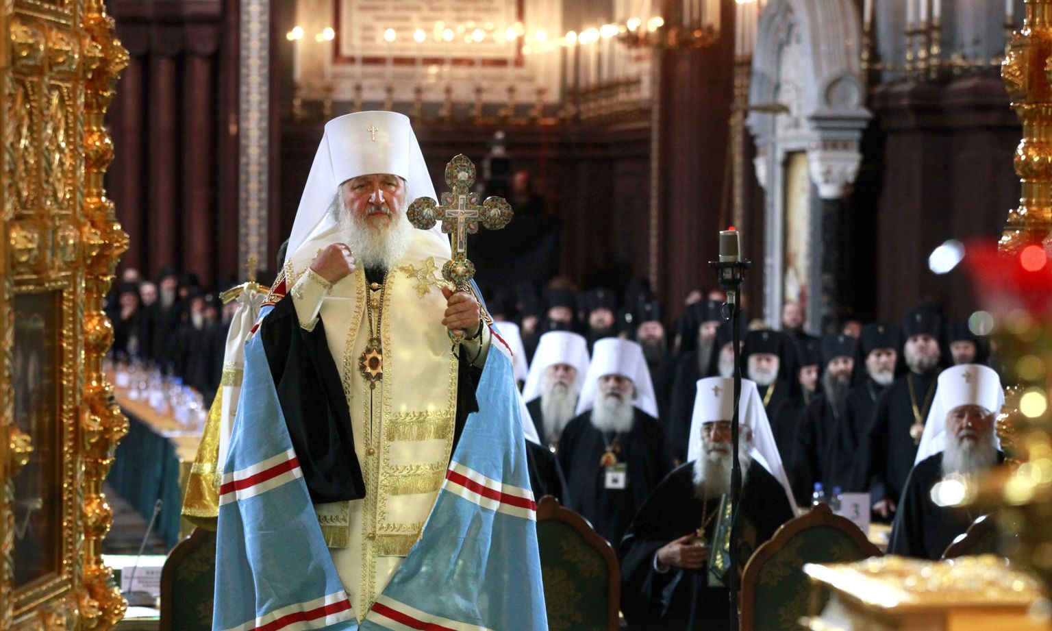 Kirill tõusis täna patriarhi troonile