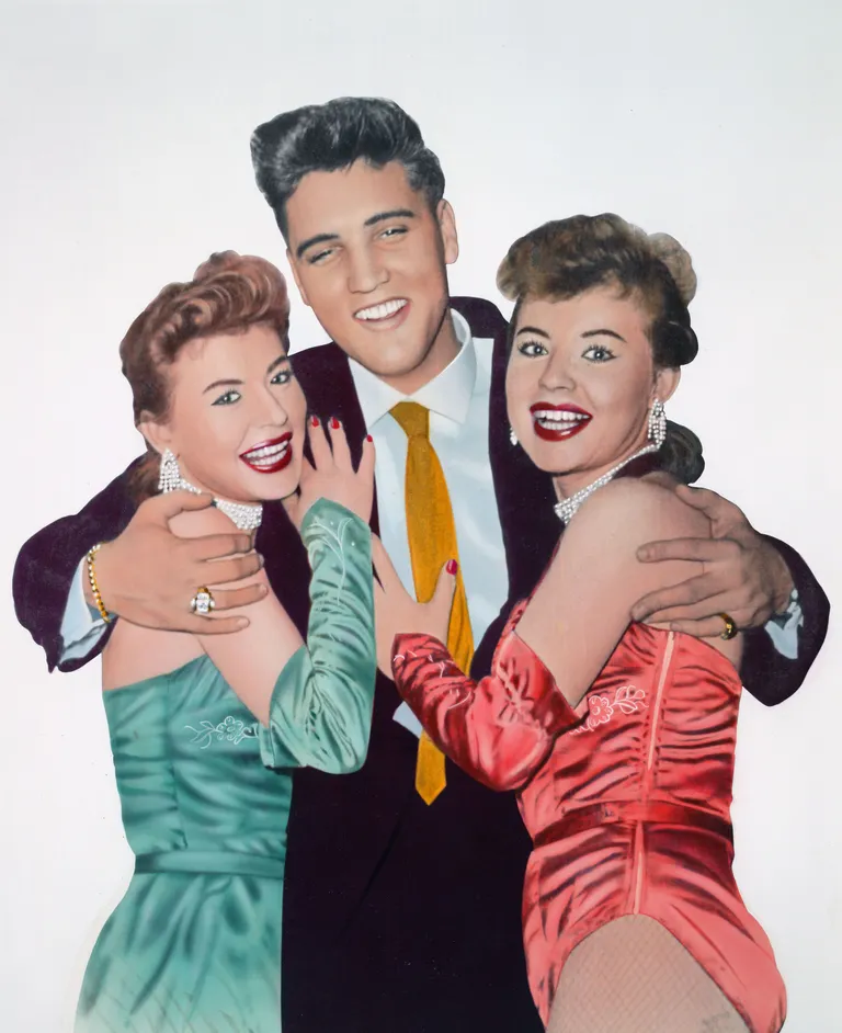 Elvis kaksikutest tantsijatega Lääne-Saksamaal