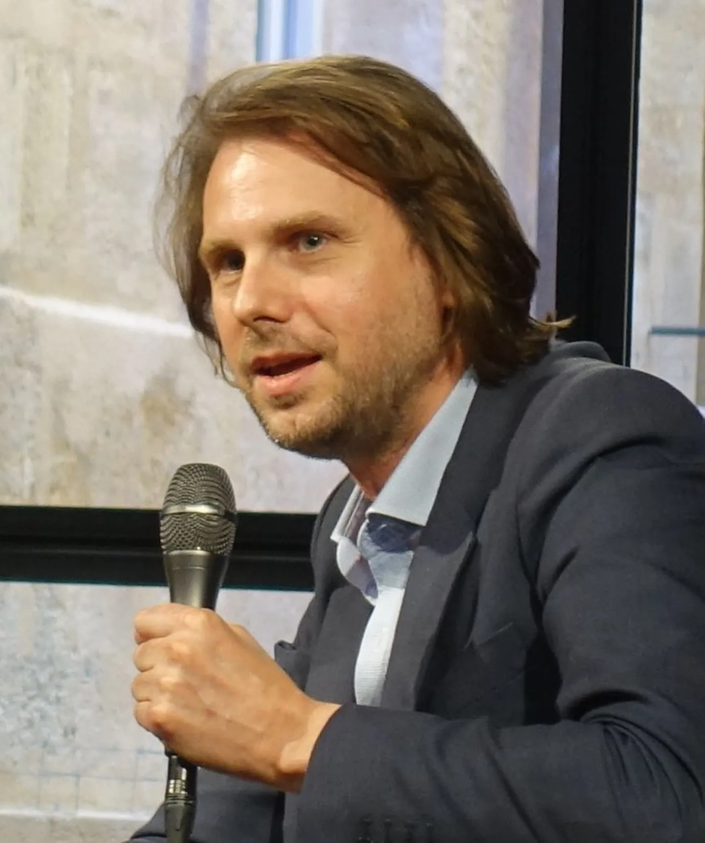 Thomas Schlesser.