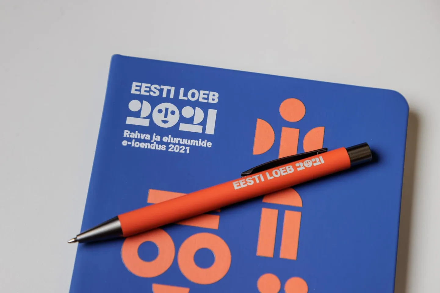 Statistika järgi elab keskmises Eesti peres 2.94 inimest.