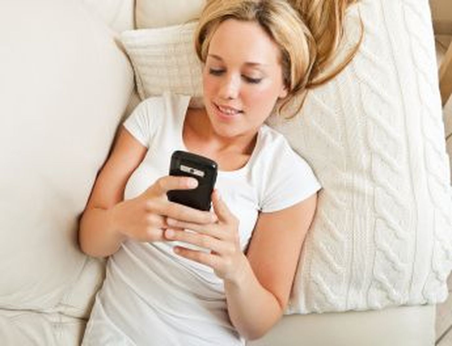 Uus fenomen: inimesed saadavad magades sõnumeid