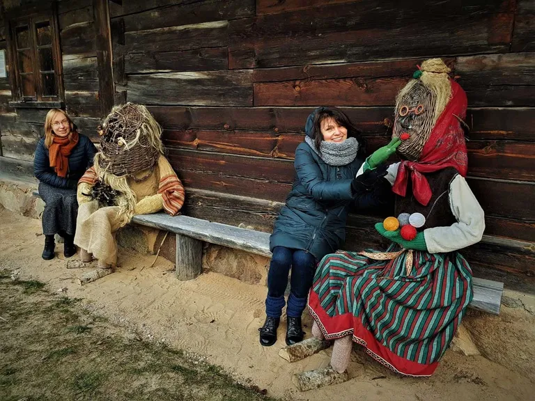 Brīvdabas muzejā atklās tradicionālo ziemas masku taku