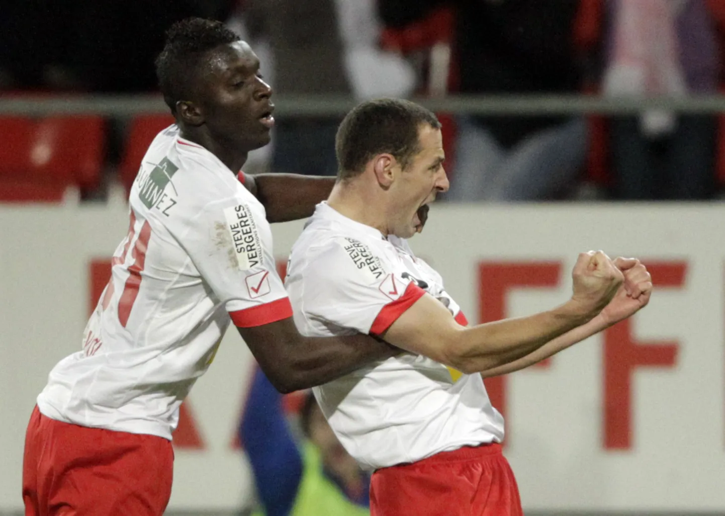 FC Sioni mängijad Vilmos Vanczak (paremal) ja Karim Yoda