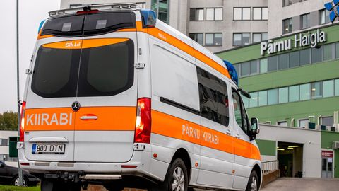 Liikluses said viga nii autojuht kui mopeediga sõitnud alaealised