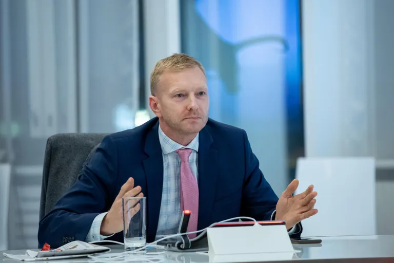 Abilinnapea Kert Karus otsib nüüd Võimla 3 elanikega kompromissi, aga kõik heade lahenduste rongid on ära sõitnud.