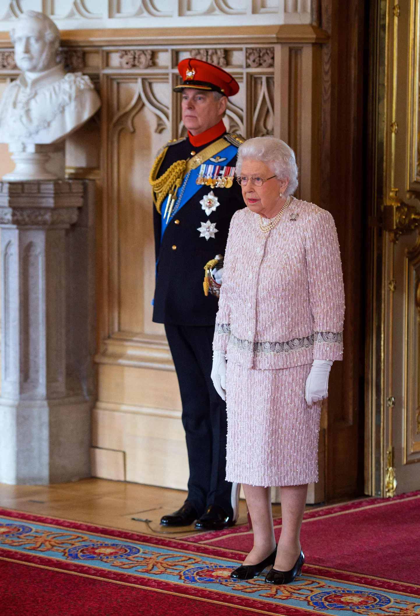 Elizabeth II.