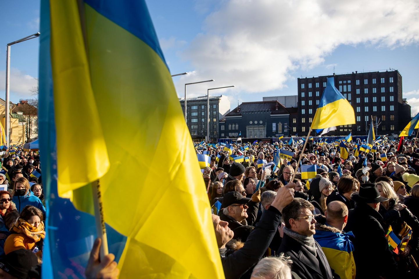 Meeleavaldus Ukraina toetuseks Vabaduse väljakul 26.02.2022