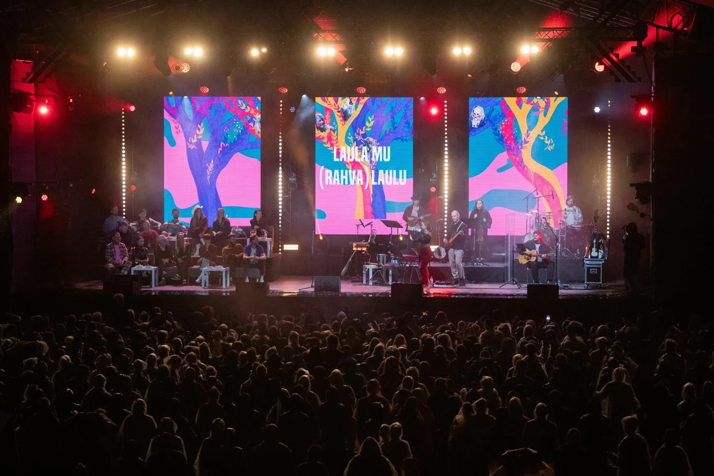 Suurima toetuse Viljandi linnalt sai Eesti pärimusmuusika keskus, kes korraldab ka Viljandi pärimusmuusika festivali.