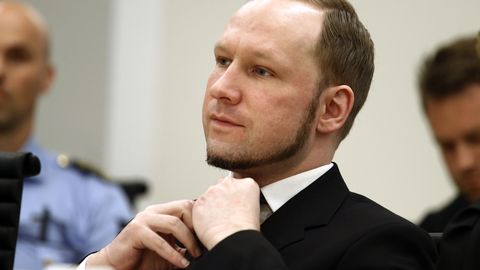 Норвежские прокуроры: убийца Брейвик опасен как никогда