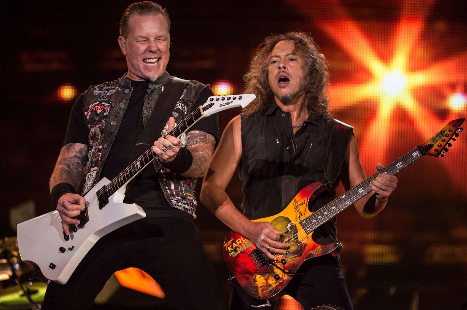 Metallica liikmed James Hetfield (vasakul) ja Kirk Hammett 2013. aastal esinemas Rio de Janeiros festivalil Rock in Rio.