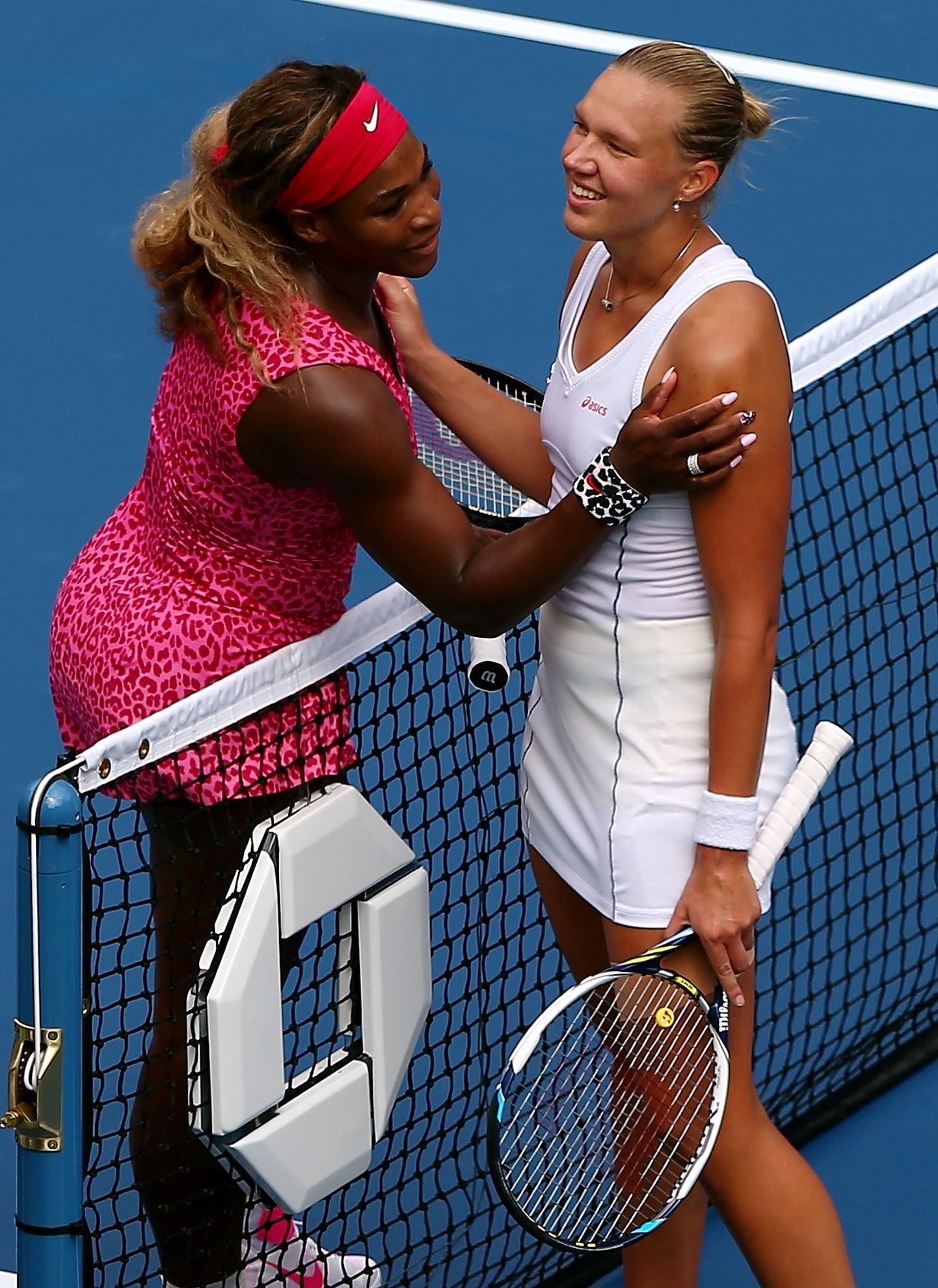 1. september, 2014. aasta. Serena Williams (vasakul) on just alistanud USA lahtiste neljandas ringis Kaia Kanepi.