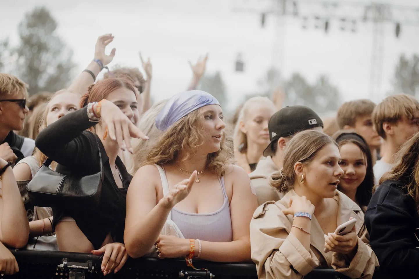 Lucavsalā  aizvadīta festivāla "Positivus" pirmā diena