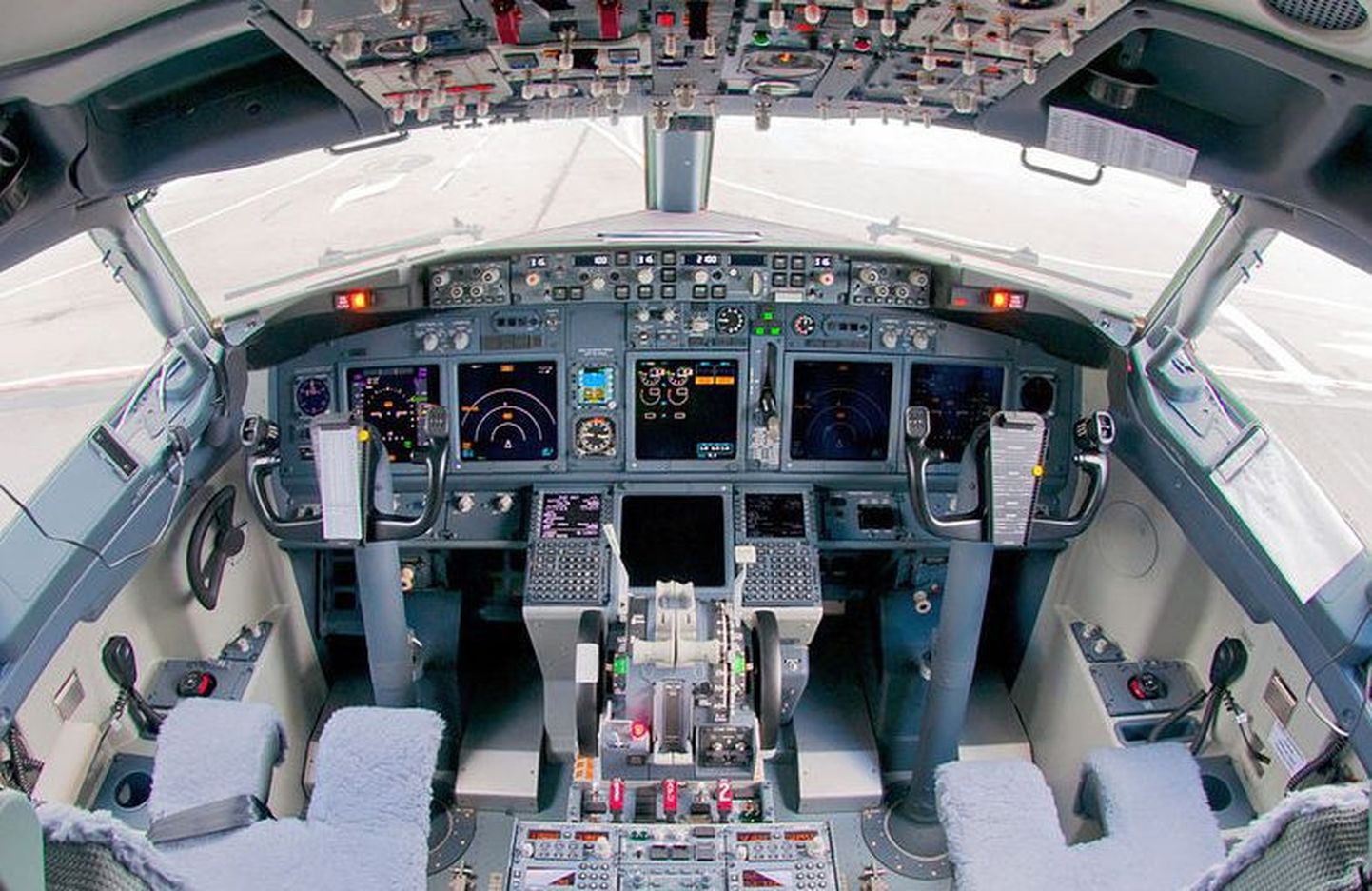 Boeing 737 kokpit