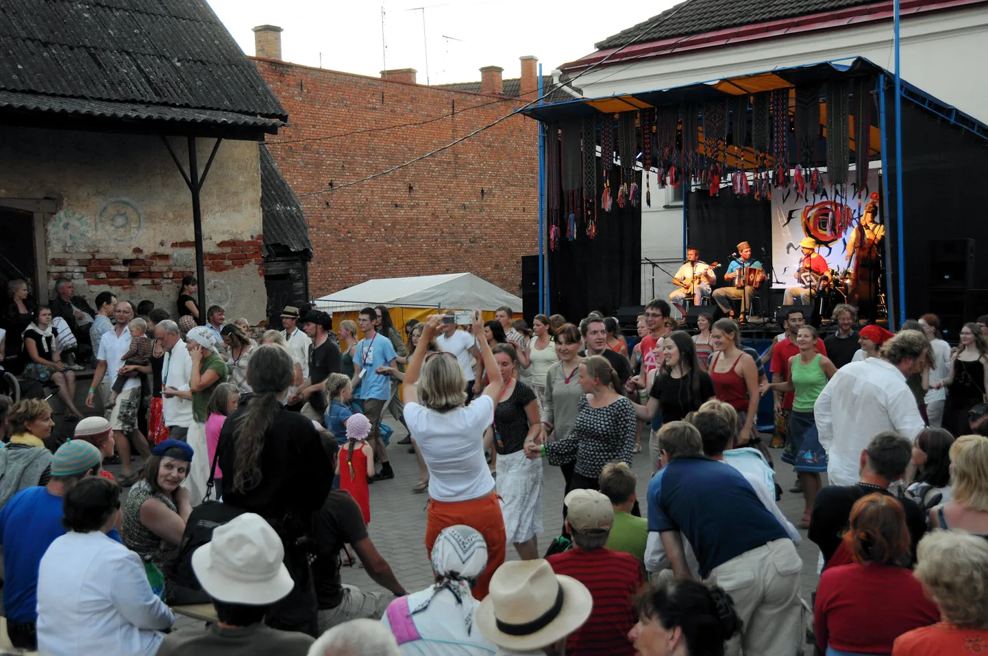 Mullune Viljandi "Pärimusmuusika festival".