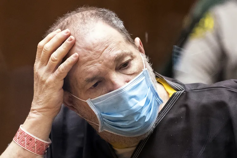 69-aastane endine filmimogul Harvey Weinstein 29. juulil 2021 Los Angelese kohtus
