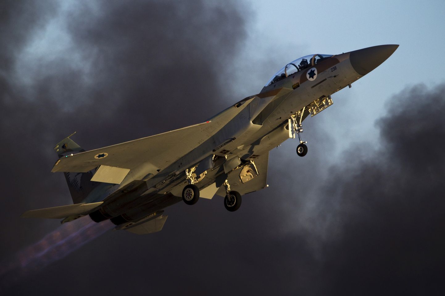 Iisraeli F-15 hävitaja. Süüria arvates kasutati rünnaku korraldamiseks F-15 hävitajaid.