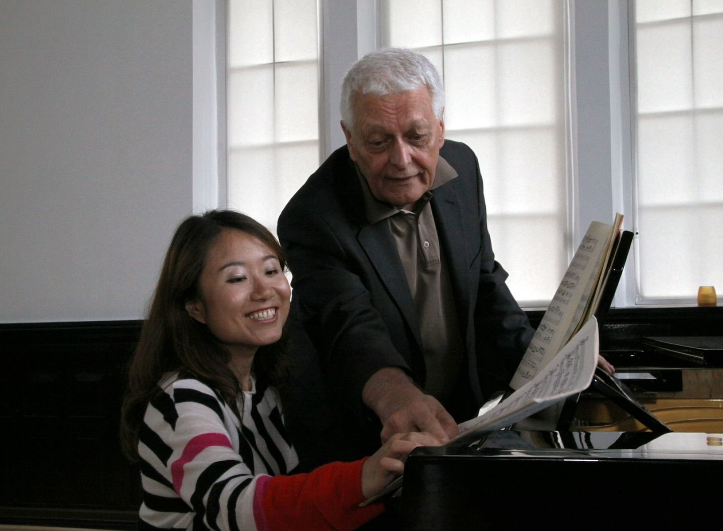 Professor Arbo Valdma ja pianist Qian Zhang.